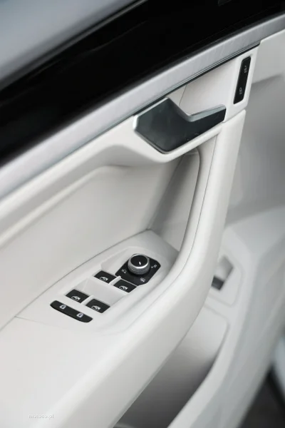 Volkswagen Touareg CR 10