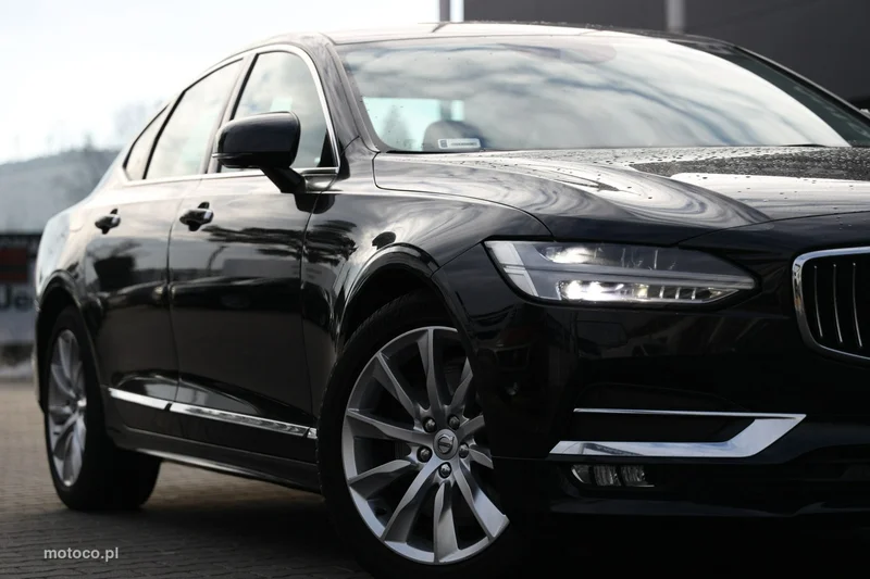 Volvo S90 3