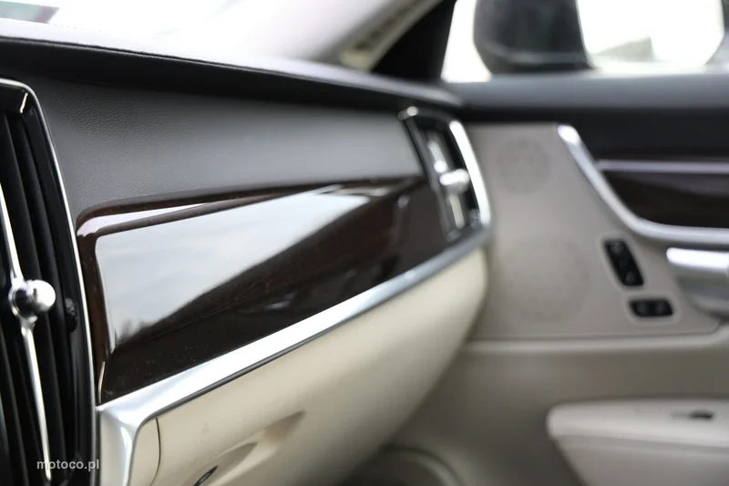 Volvo S90 22
