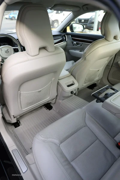 Volvo S90 31