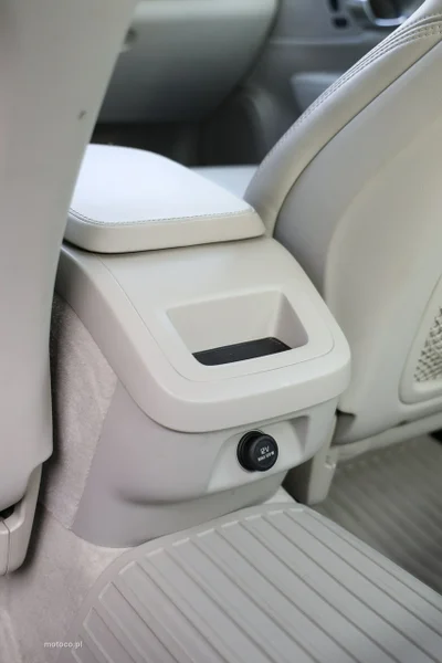 Volvo S90 39