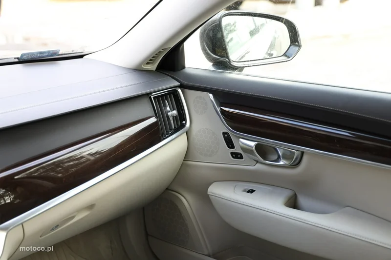 Volvo S90 41