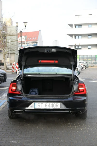 Volvo S90 42