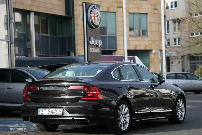 Volvo S90 6