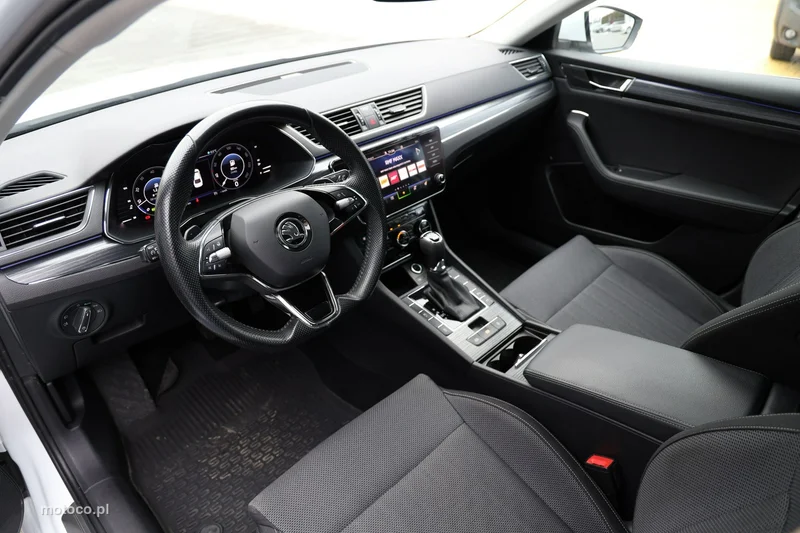 Skoda Superb III 14