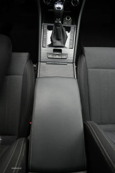 Skoda Superb III 32