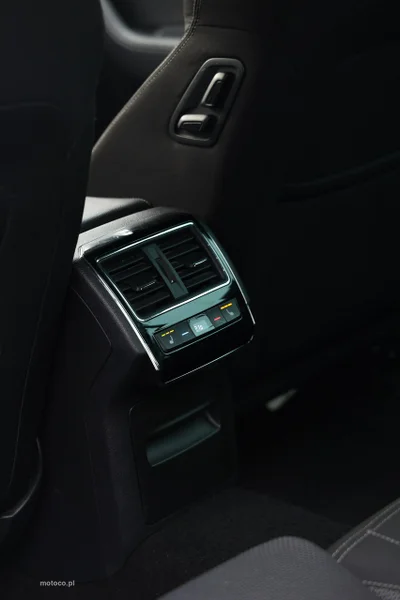 Skoda Superb III 38
