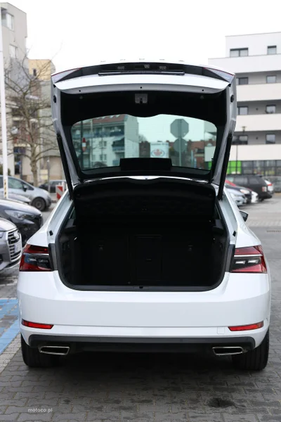 Skoda Superb III 43