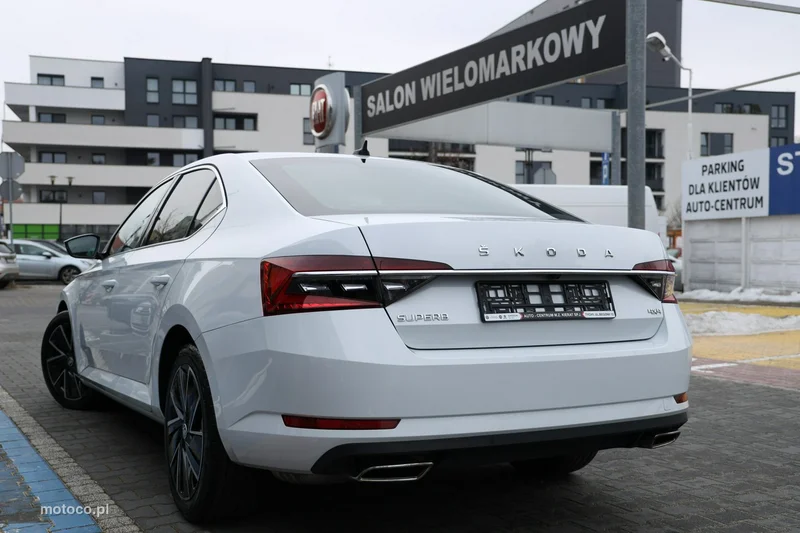 Skoda Superb III 8