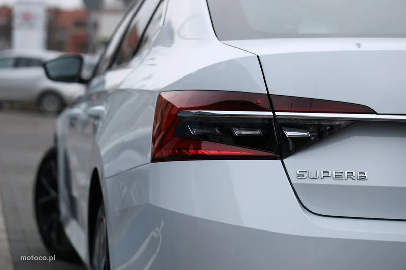 Skoda Superb III 9