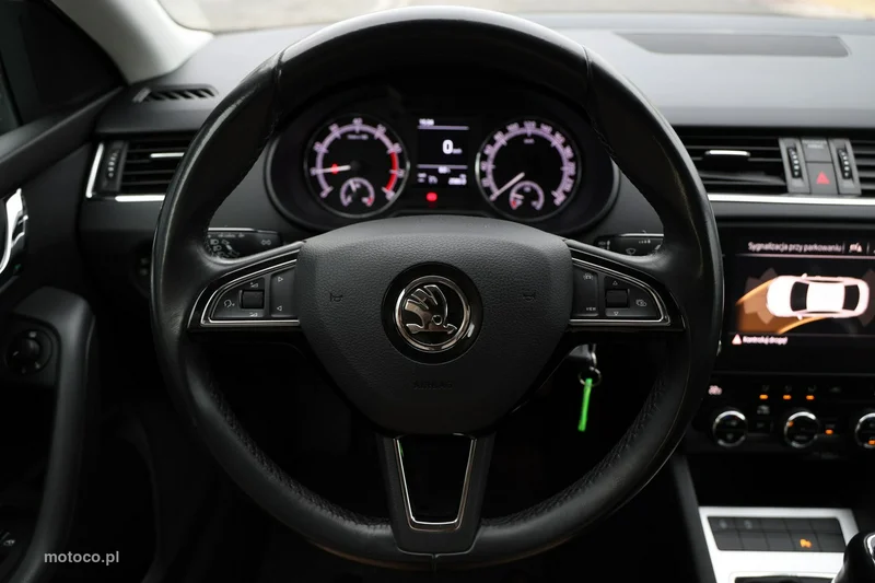 Skoda Octavia III 17