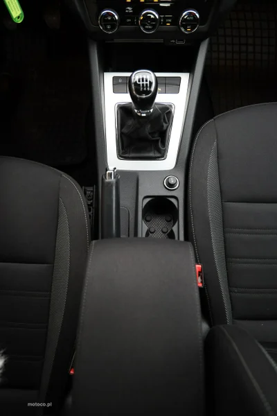 Skoda Octavia III 23