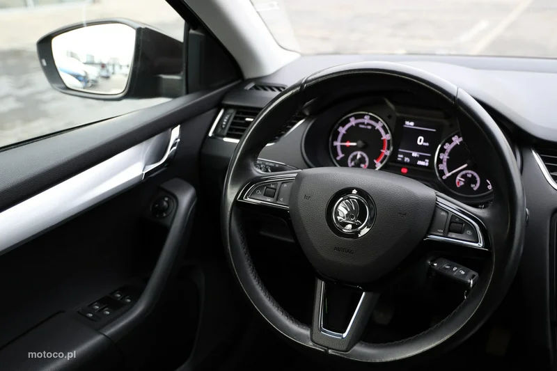 Skoda Octavia III 31