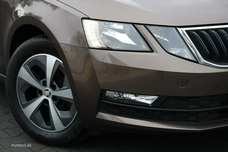 Skoda Octavia III 6