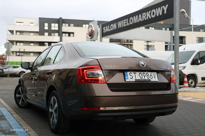 Skoda Octavia III 10