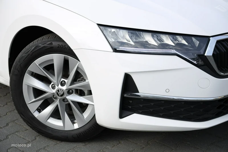 Skoda Octavia IV 5