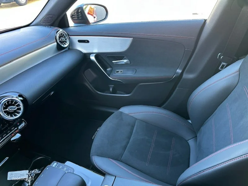 Mercedes-Benz CLA C118 CLA 200 26