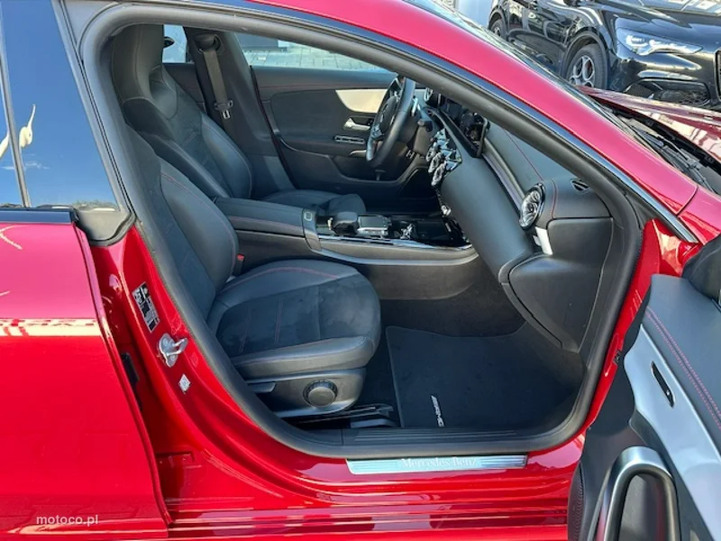 Mercedes-Benz CLA C118 CLA 200 28