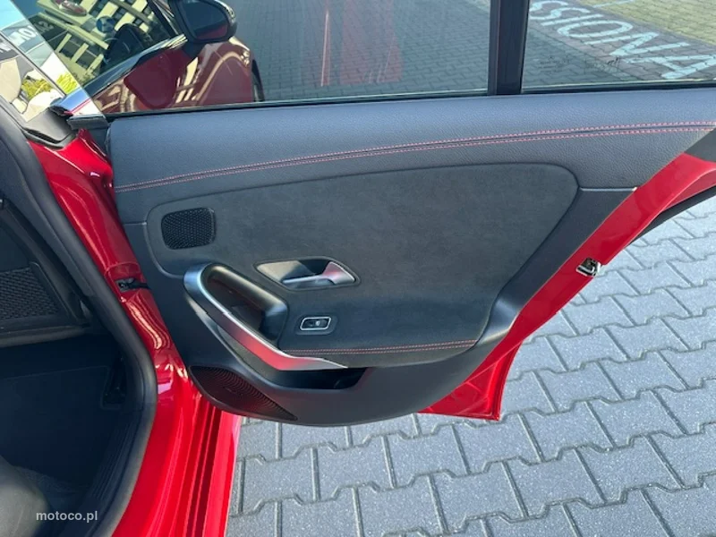 Mercedes-Benz CLA C118 CLA 200 36