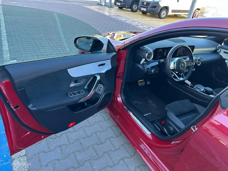 Mercedes-Benz CLA C118 CLA 200 10