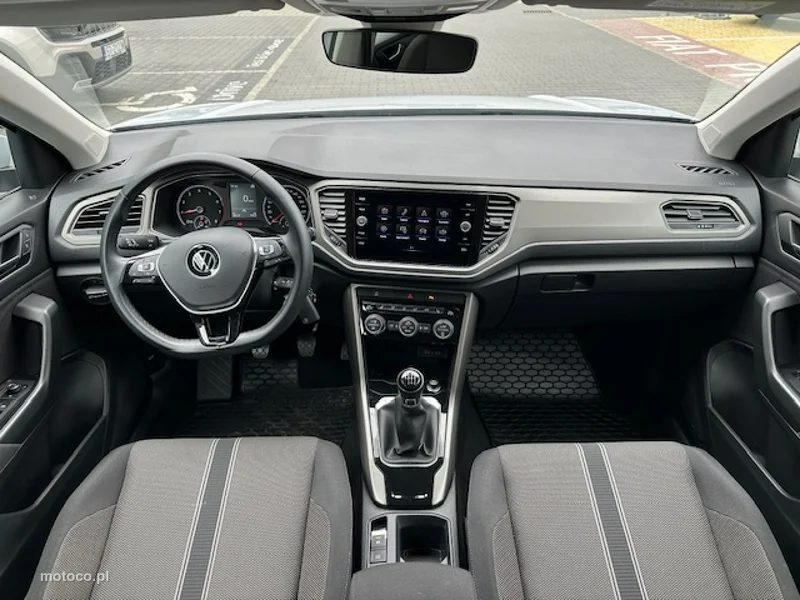Volkswagen T-Roc A1 15