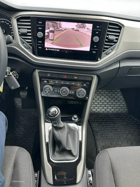 Volkswagen T-Roc A1 26