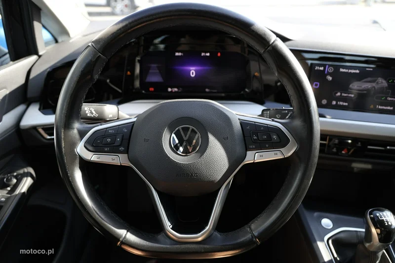 Volkswagen Golf VIII 15