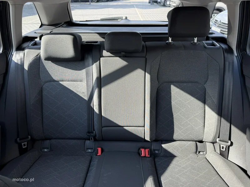 Volkswagen Golf VIII 23