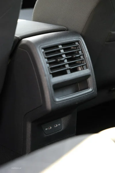 Volkswagen Golf VIII 24