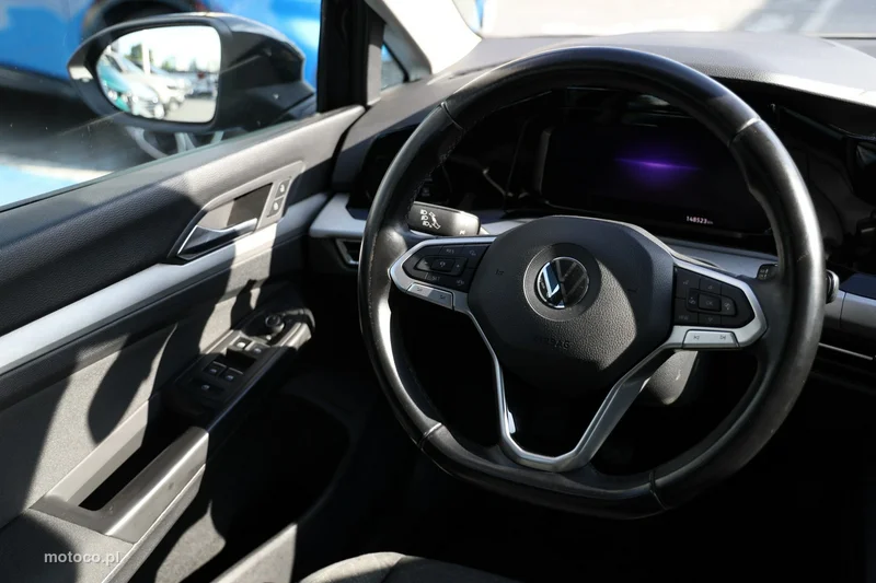 Volkswagen Golf VIII 28