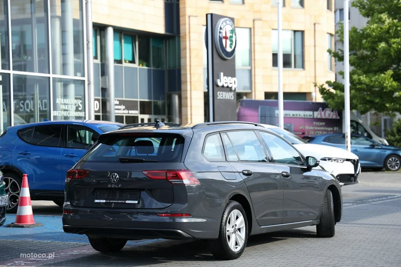 Volkswagen Golf VIII 7