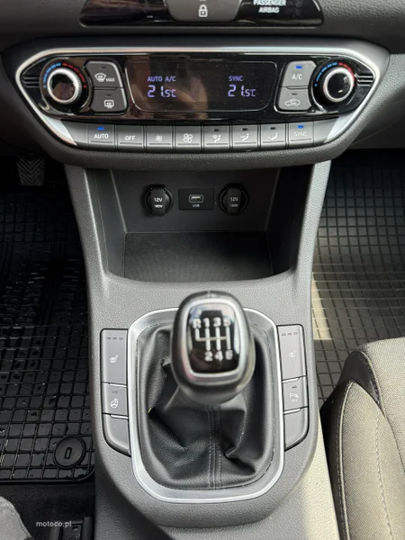 Hyundai i30 18