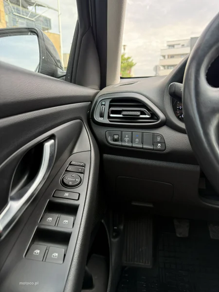 Hyundai i30 21