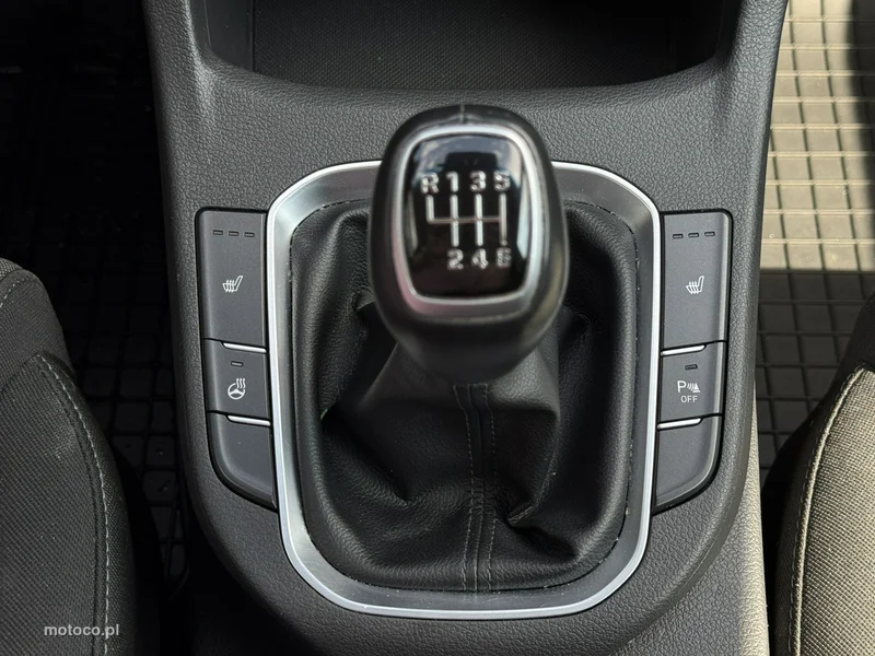 Hyundai i30 25
