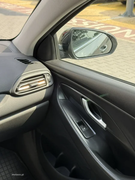 Hyundai i30 32