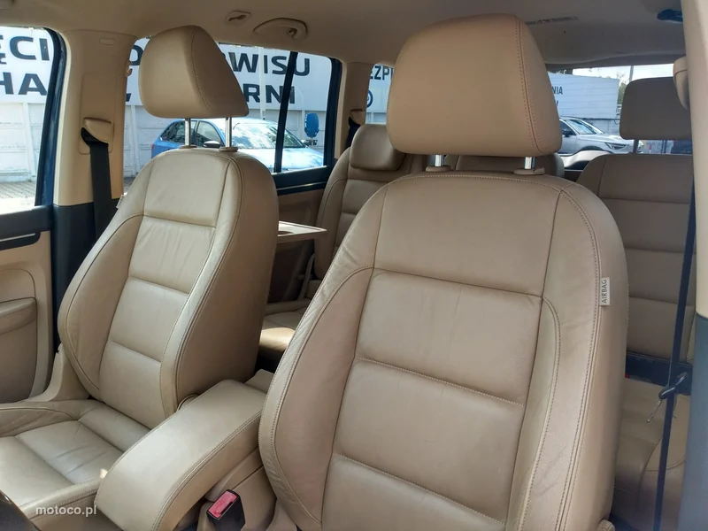 Volkswagen Touran 1T 12