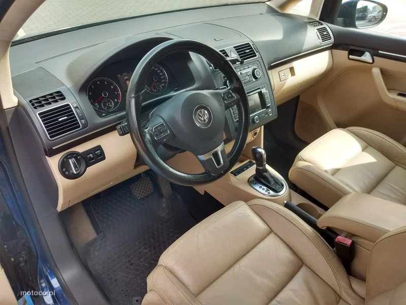 Volkswagen Touran 1T 8