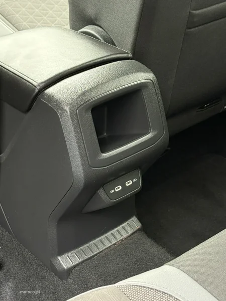 Volkswagen T-Cross C1 31