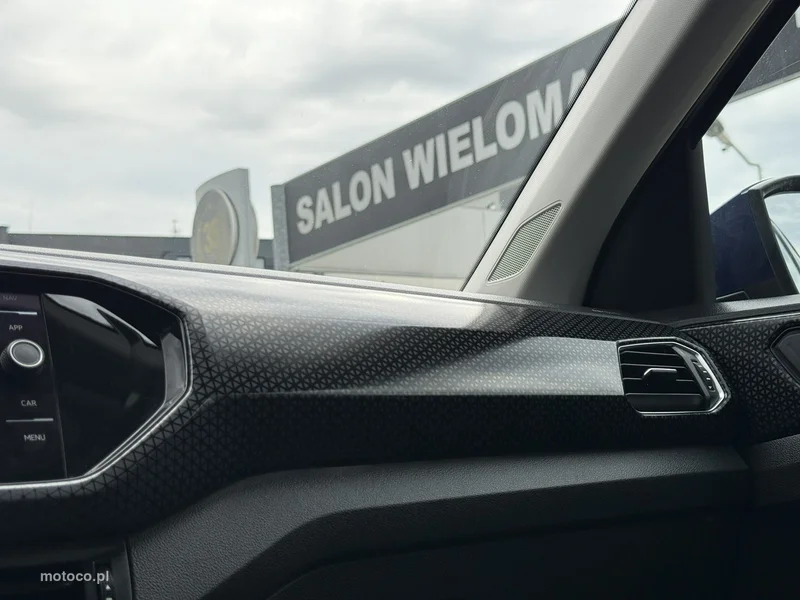 Volkswagen T-Cross C1 37