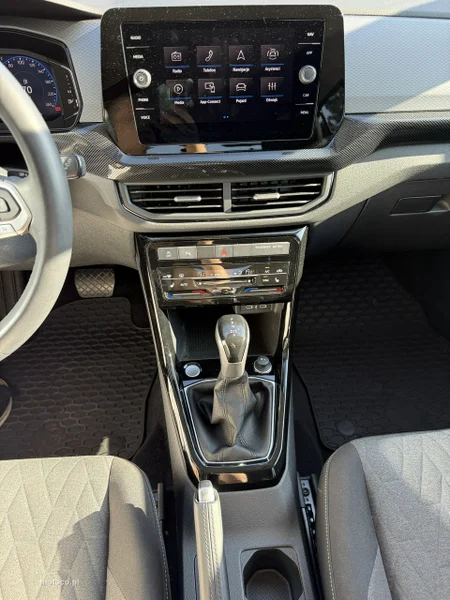 Volkswagen T-Cross C1 16