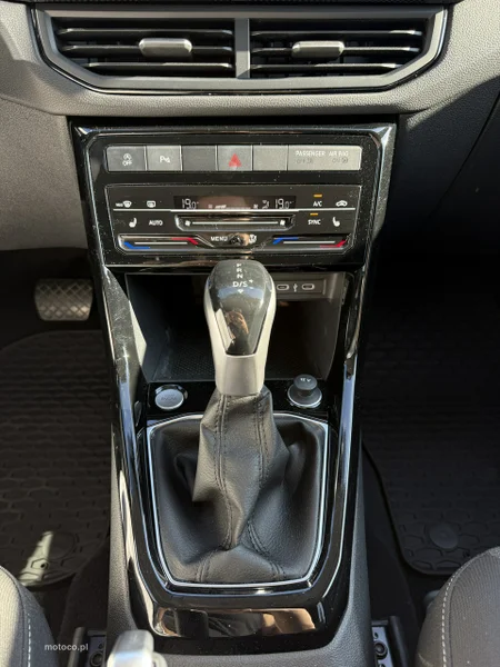 Volkswagen T-Cross C1 18