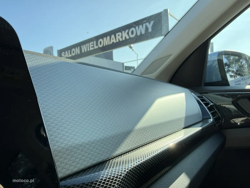 Volkswagen T-Cross C1 27