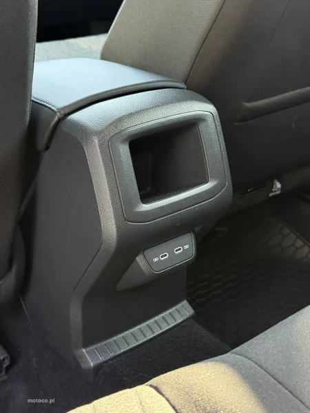 Volkswagen T-Cross C1 31