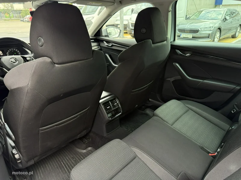 Skoda Octavia IV 31