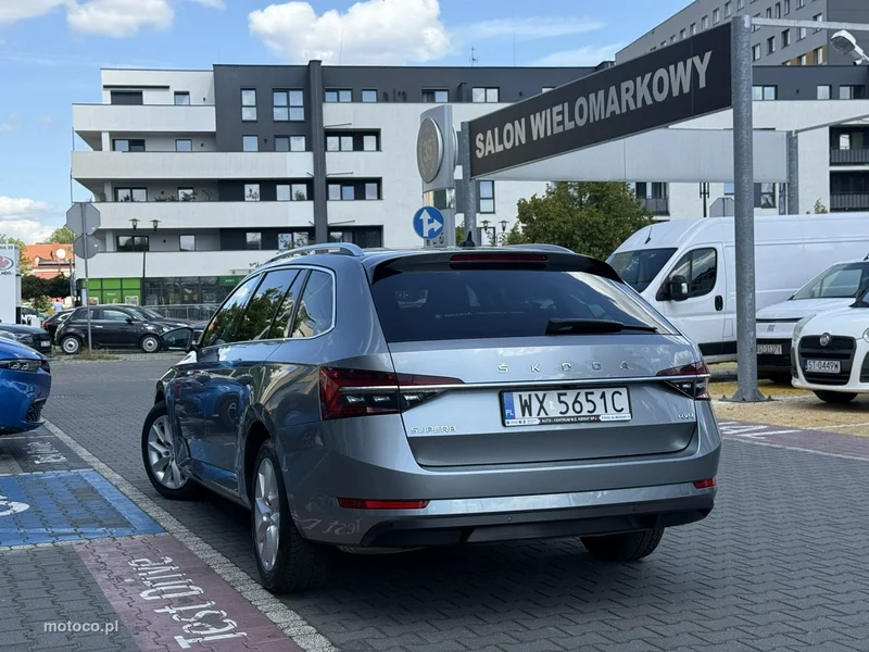 Skoda Superb III 8