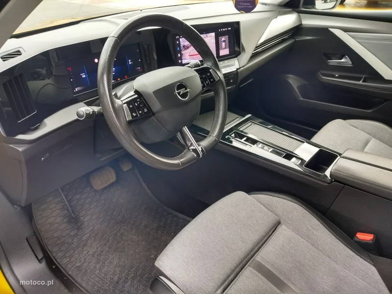 Opel Astra L 8