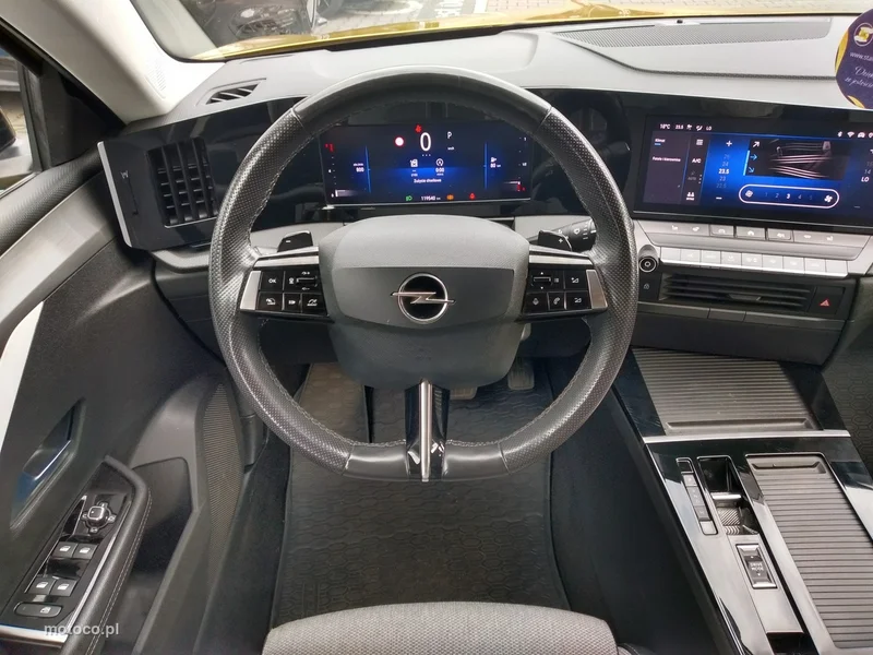 Opel Astra L 9