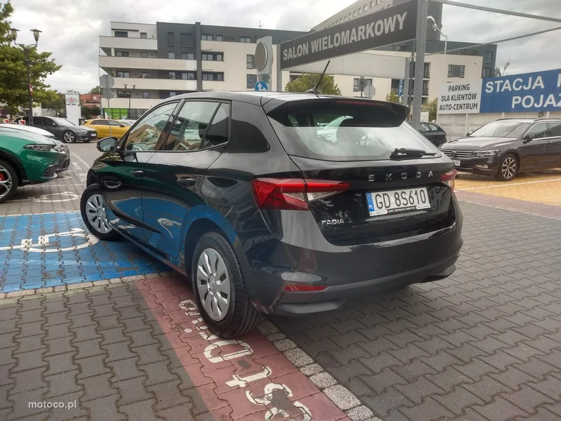 Skoda Fabia IV 5