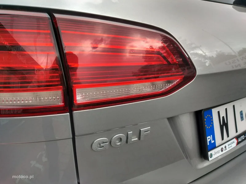 Volkswagen Golf VII 36