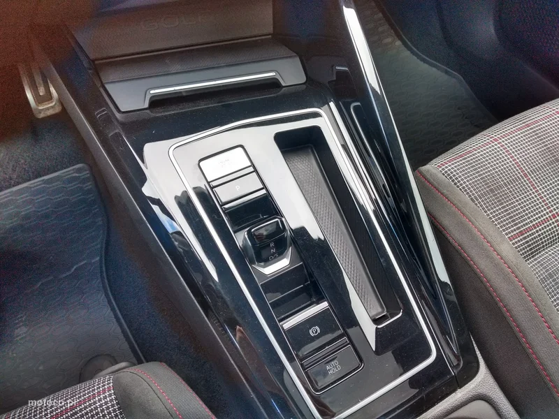 Volkswagen Golf VIII 19